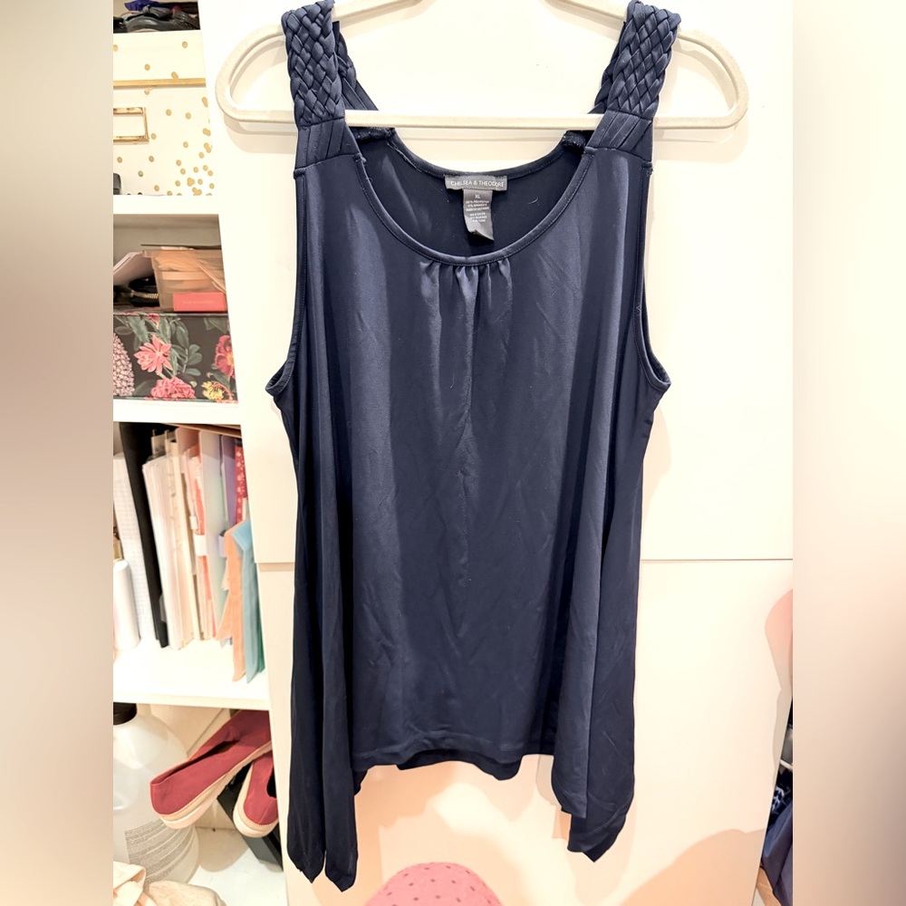 Chelsea & Theodore blouse